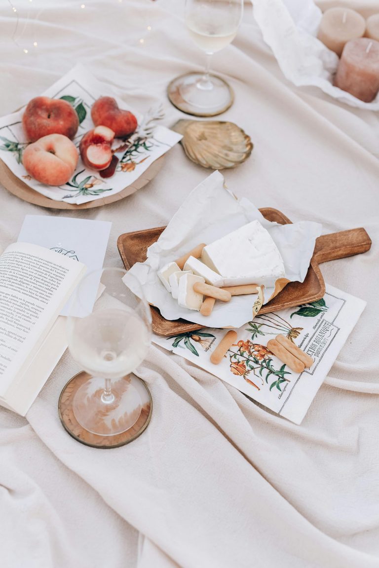 Lost in the Moment: A Lifestyle & Travel Journal